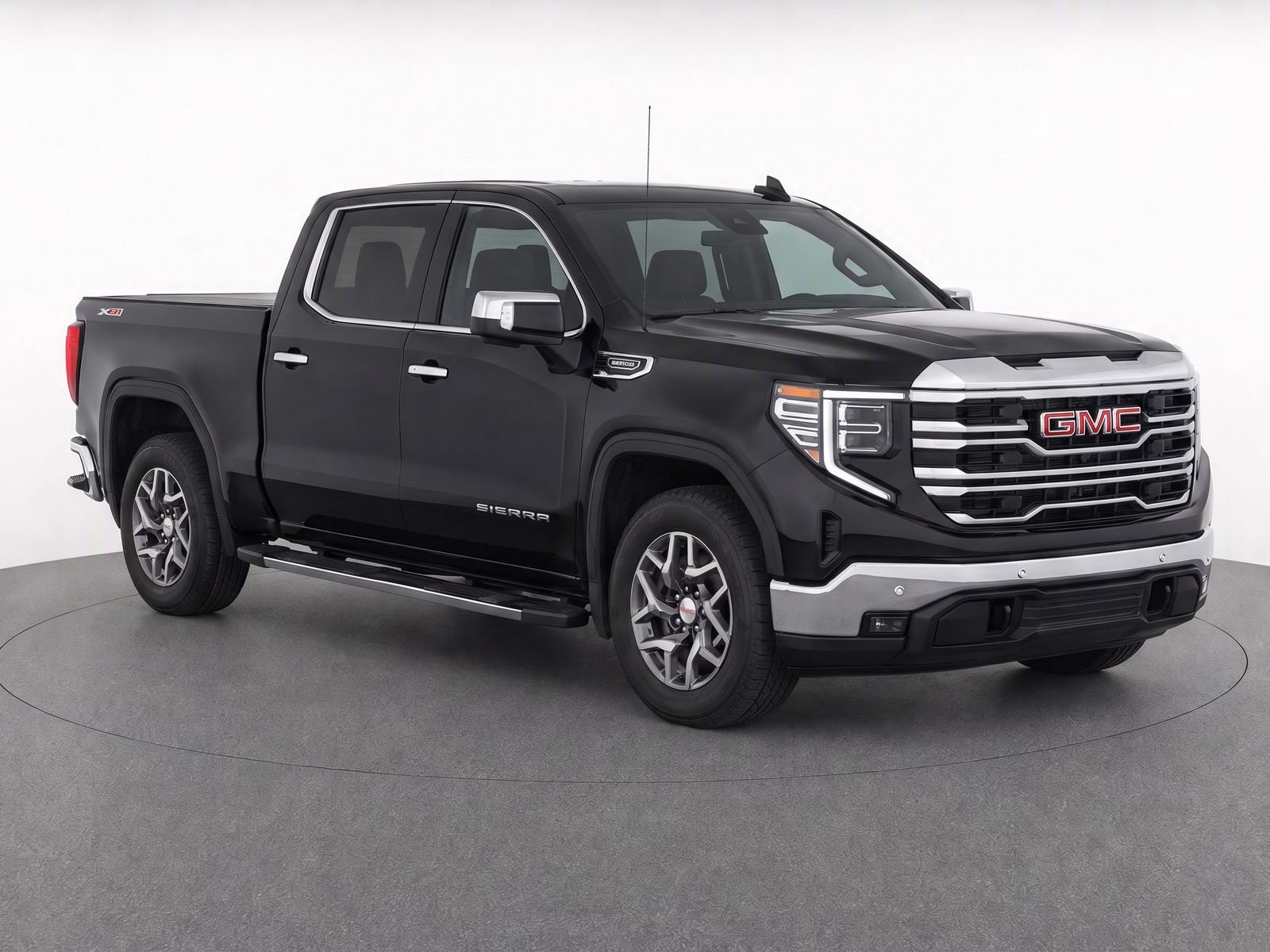 Used 2026 Onyx Black GMC SLT image 1