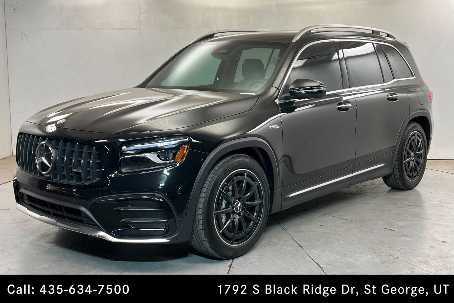 2026 Mercedes-Benz GLB GLB 35 AMG 4MATIC's photo