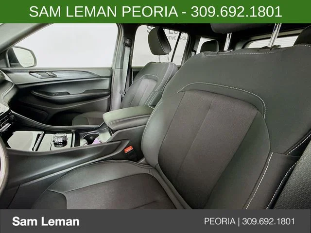 New 2026 White/off-white Jeep Laredo X image 20