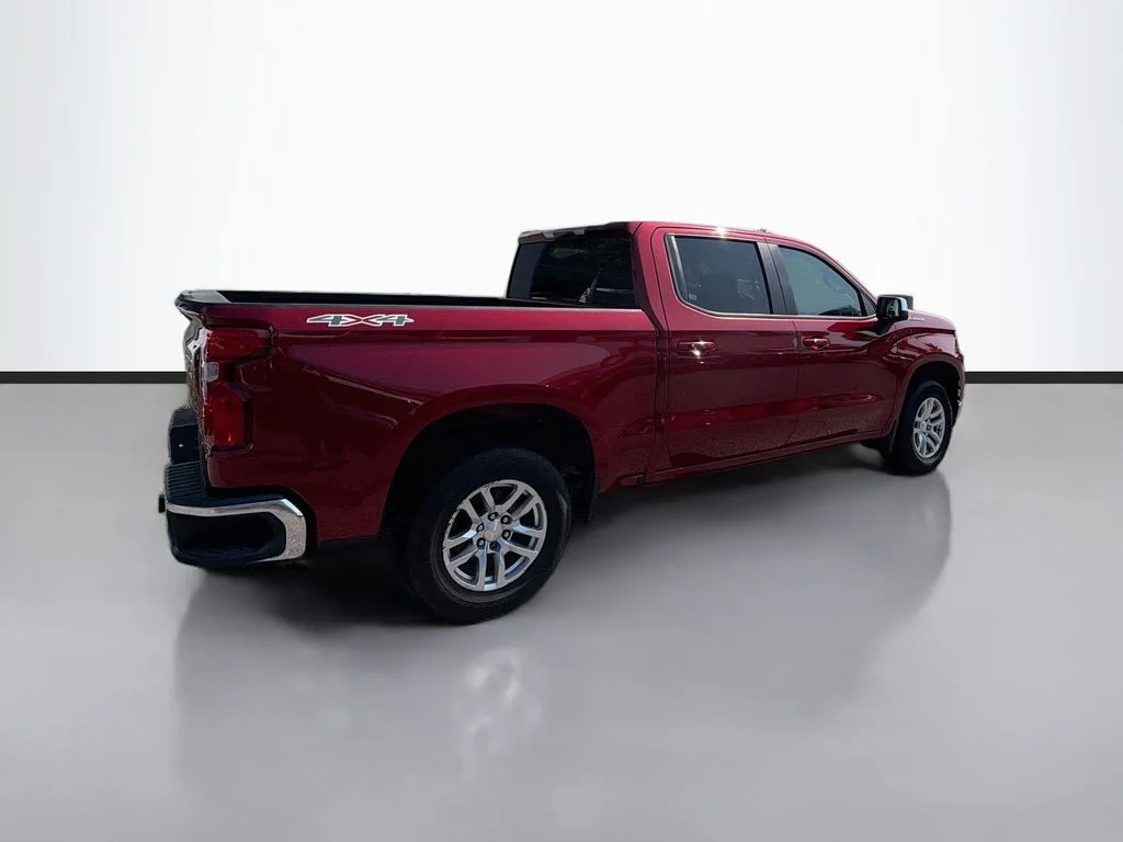 Used 2019 Red Chevrolet LT image 5