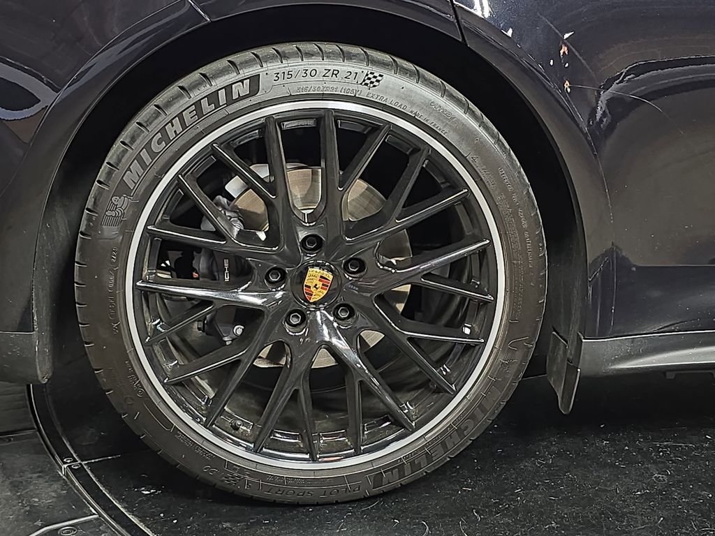 Used 2023 Black Porsche  image 29