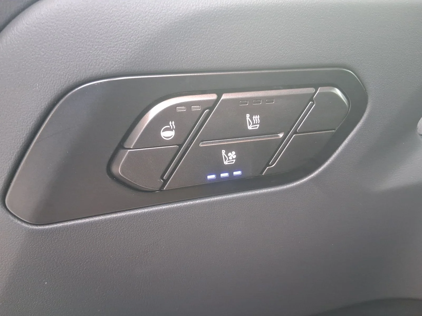 New 2027  Kia X-Line EX image 23