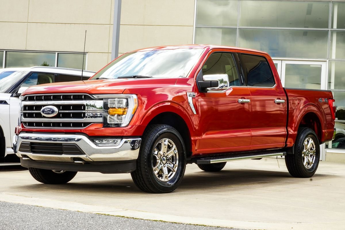 Used 2023 Red Ford Lariat image 8