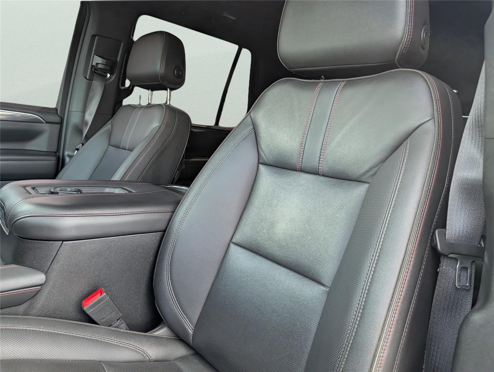 Used 2022 Dark Ash Metallic Chevrolet RST image 11