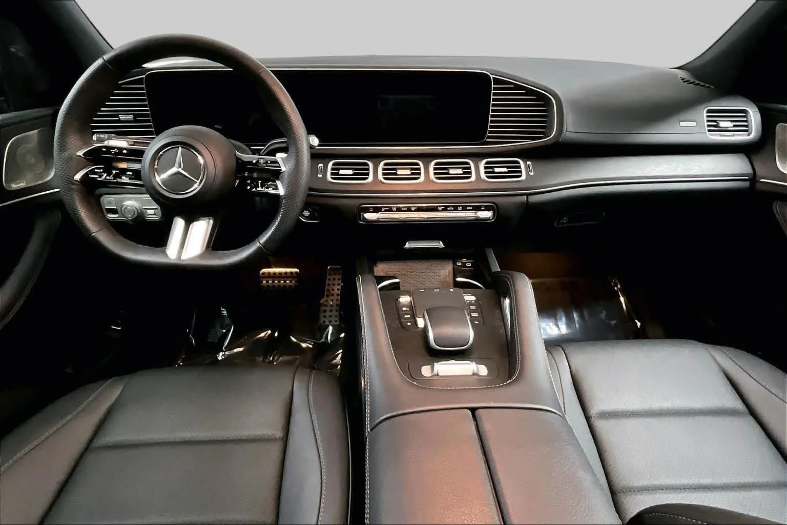 Certified Used 2024 Obsidian Black Metallic Mercedes-Benz GLS 450 image 16