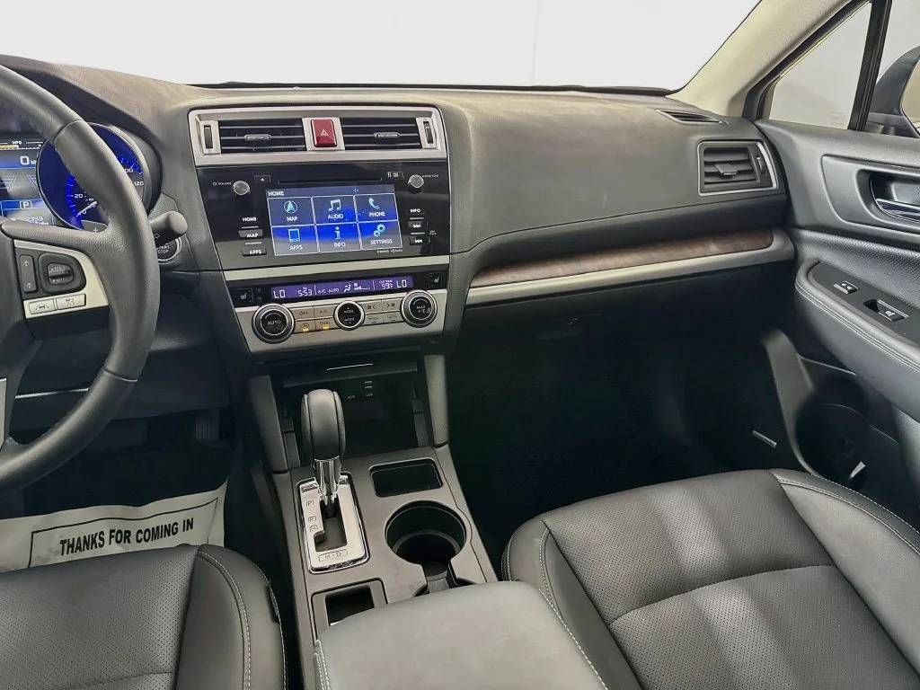 Used 2016 Silver Subaru 2.5i image 29