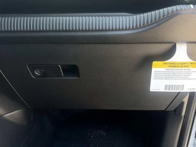 New 2026 Avalanche Ford XLT image 28