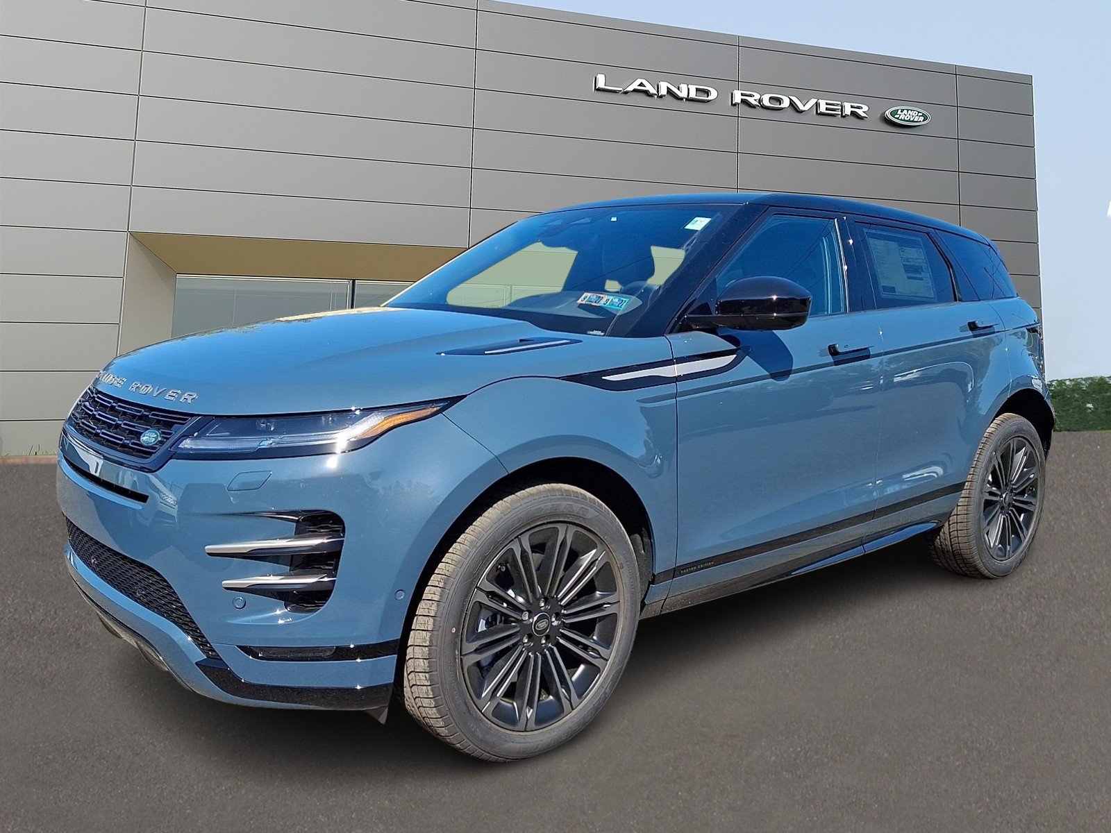 2026 Land Rover Range Rover Evoque