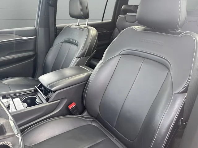 Used 2023 Black Jeep Overland image 18