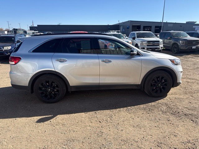 Used 2019 Silver Kia S image 11
