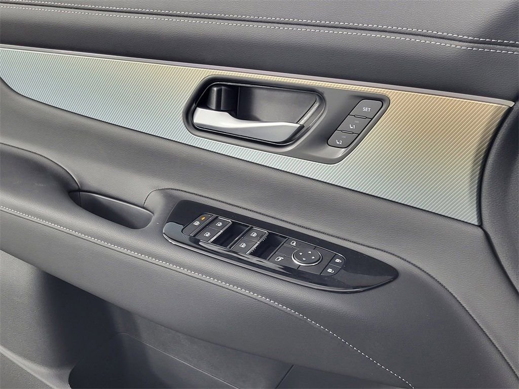 2025 Nissan Murano SL - Photo 13