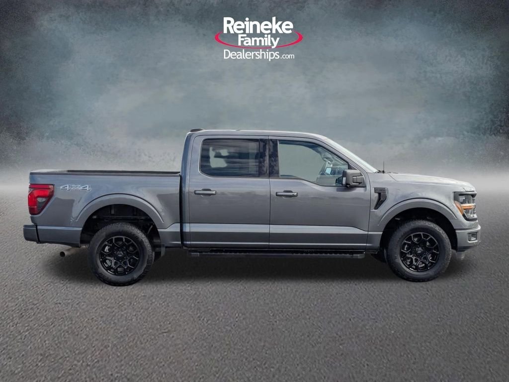 Used 2024  Ford XLT image 4