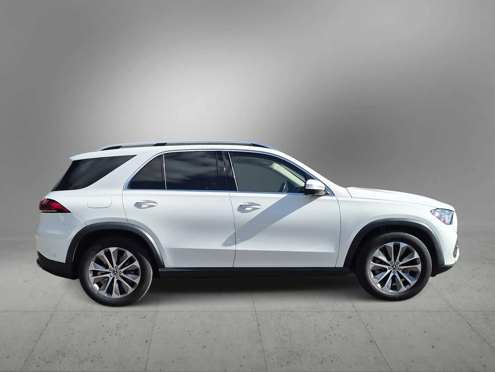 Used 2021 Polar White Mercedes-Benz GLE 450 image 9