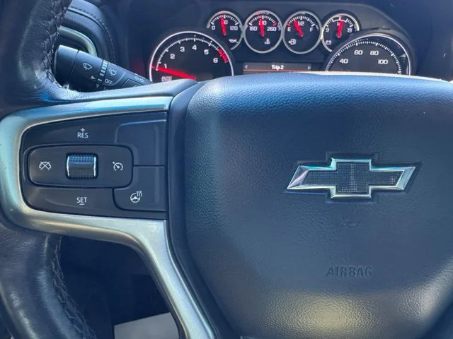 Certified Used 2022 SUMMIT WHITE Chevrolet RST image 32