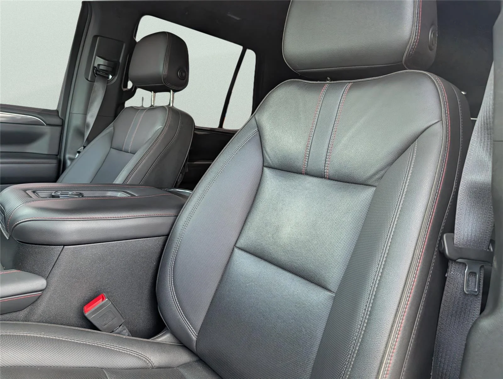 Used 2022 Dark Ash Metallic Chevrolet RST image 11