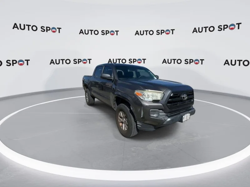 Used 2016 Gray Toyota SR image 5