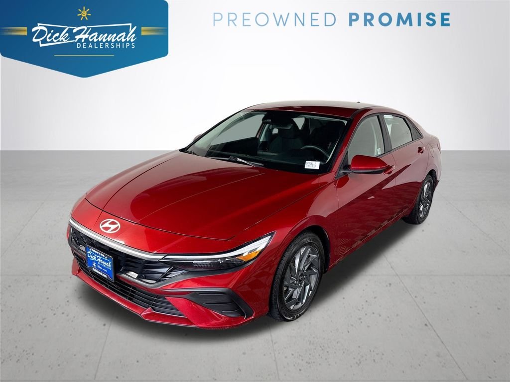 Used 2024 Red Hyundai SEL image 1