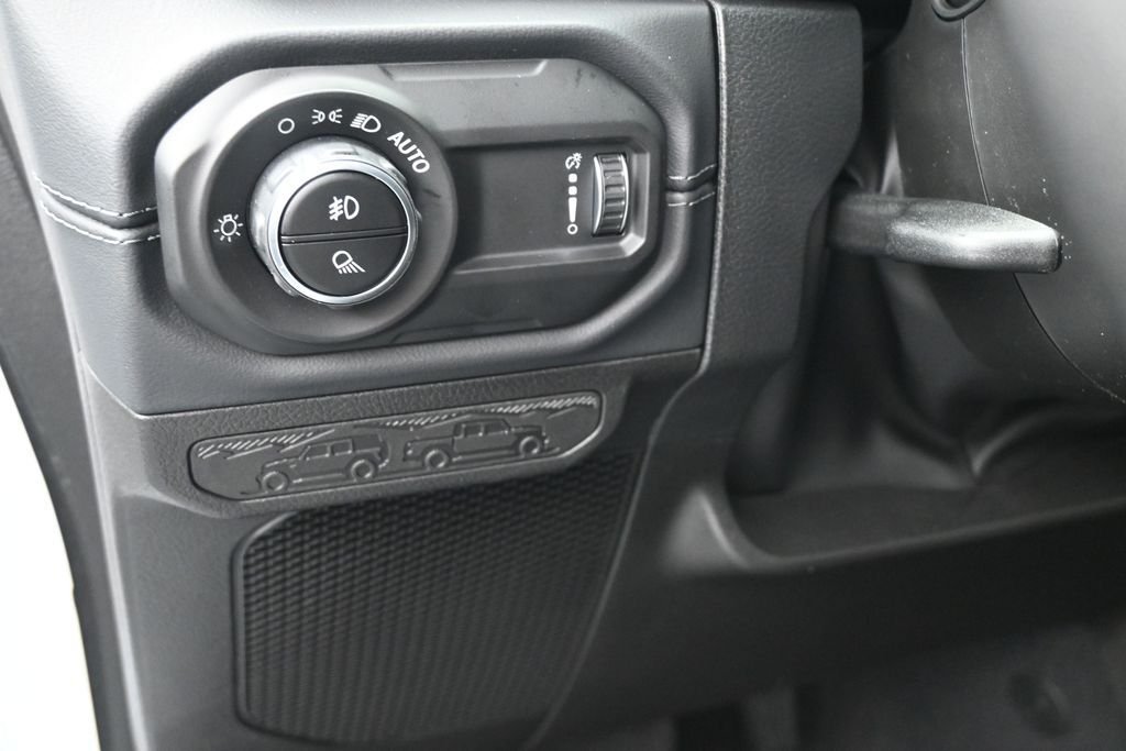 New 2026 Bright White Clearcoat Jeep Texas Trail image 21