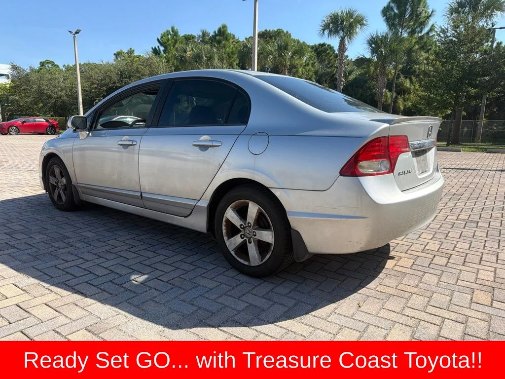 Used 2011 Silver Honda LX-S image 6