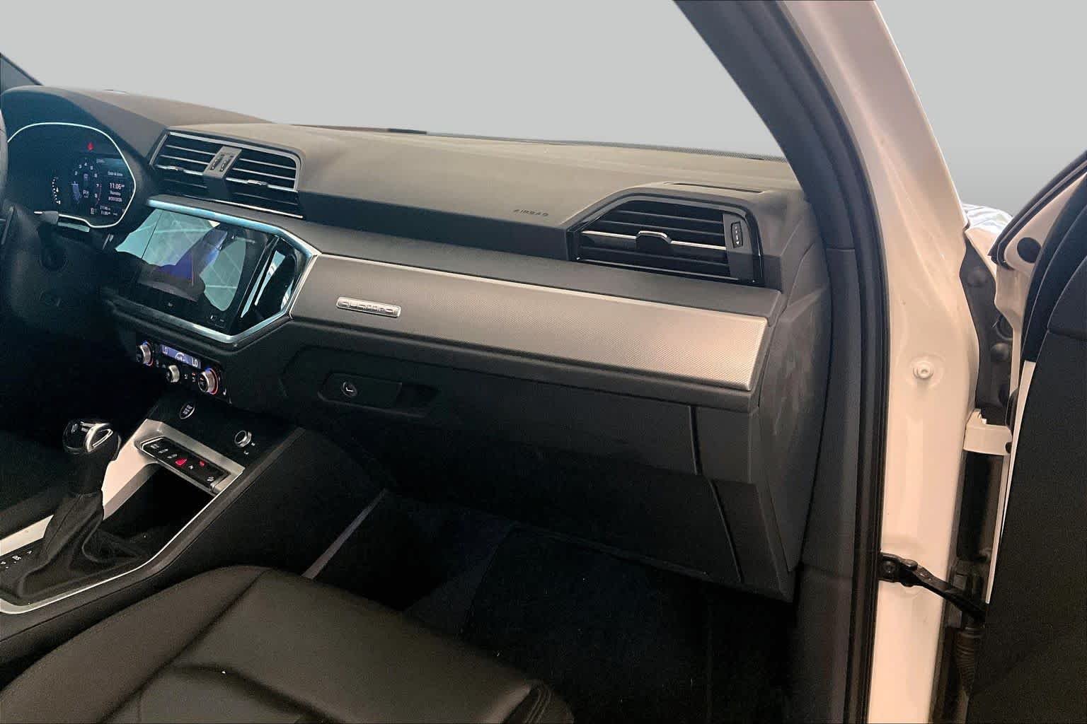 Used 2023 Mythos Black Metallic Audi S line Premium image 17
