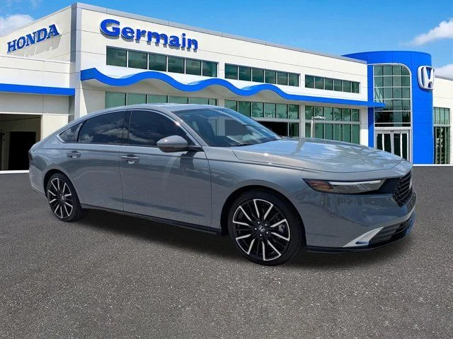 2026 Honda Accord Hybrid Touring - Photo 3