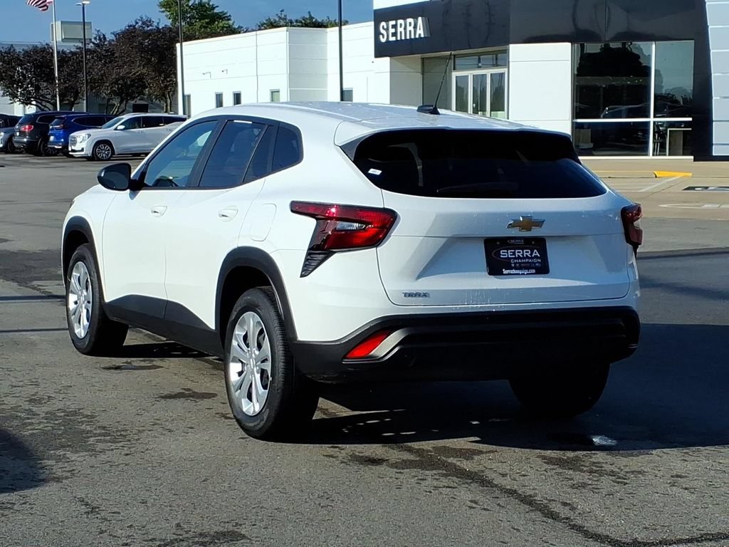 Used 2026 Summit White Chevrolet LS image 10