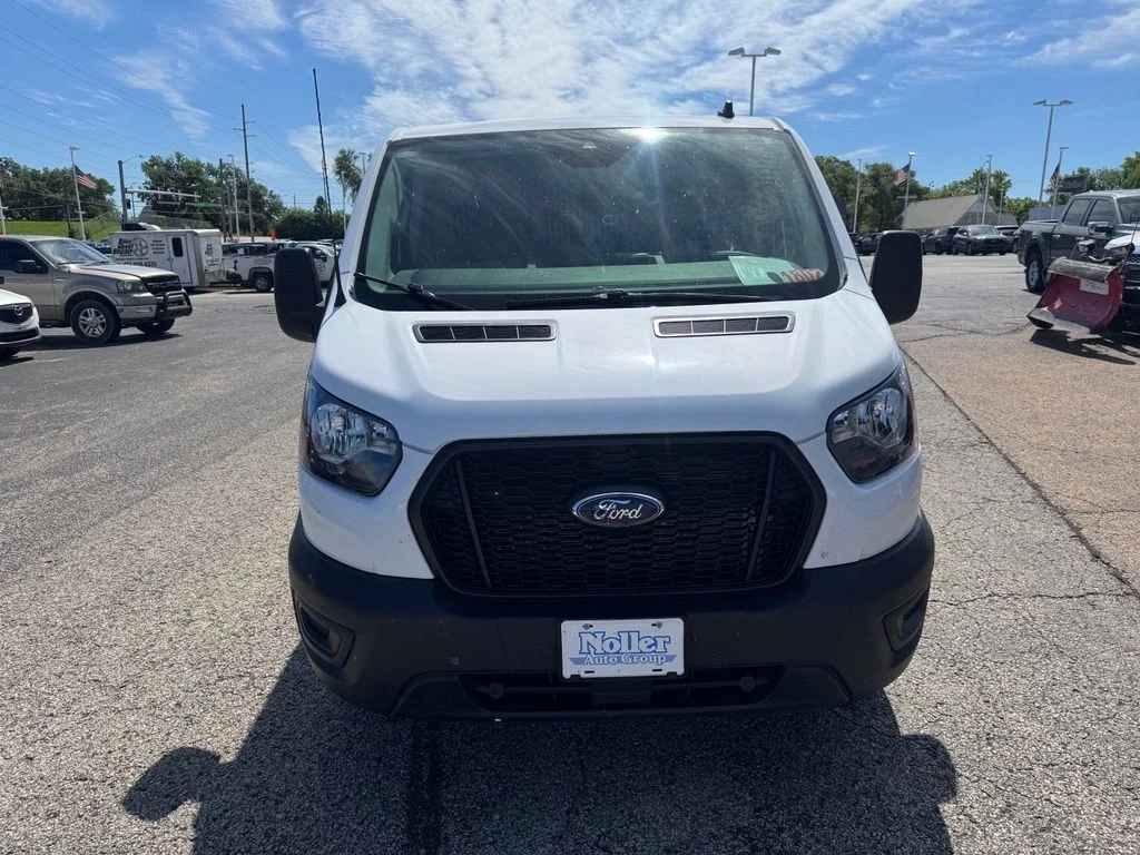 Certified Used 2024 Oxford White Ford Base image 2