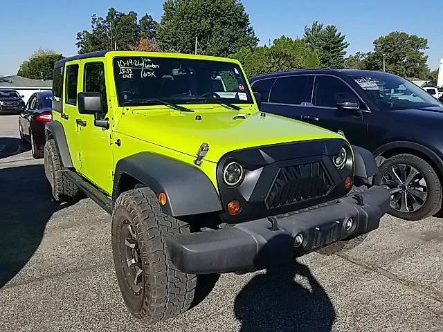 Used 2013 Green Jeep Sport image 5
