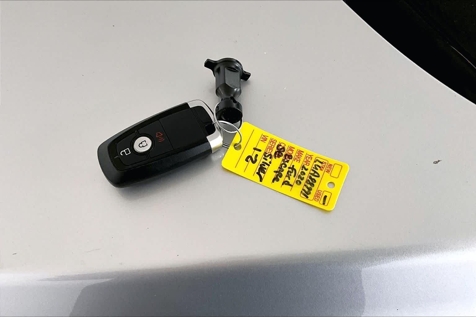 Used 2020 Ingot Silver Metallic Ford SE image 14
