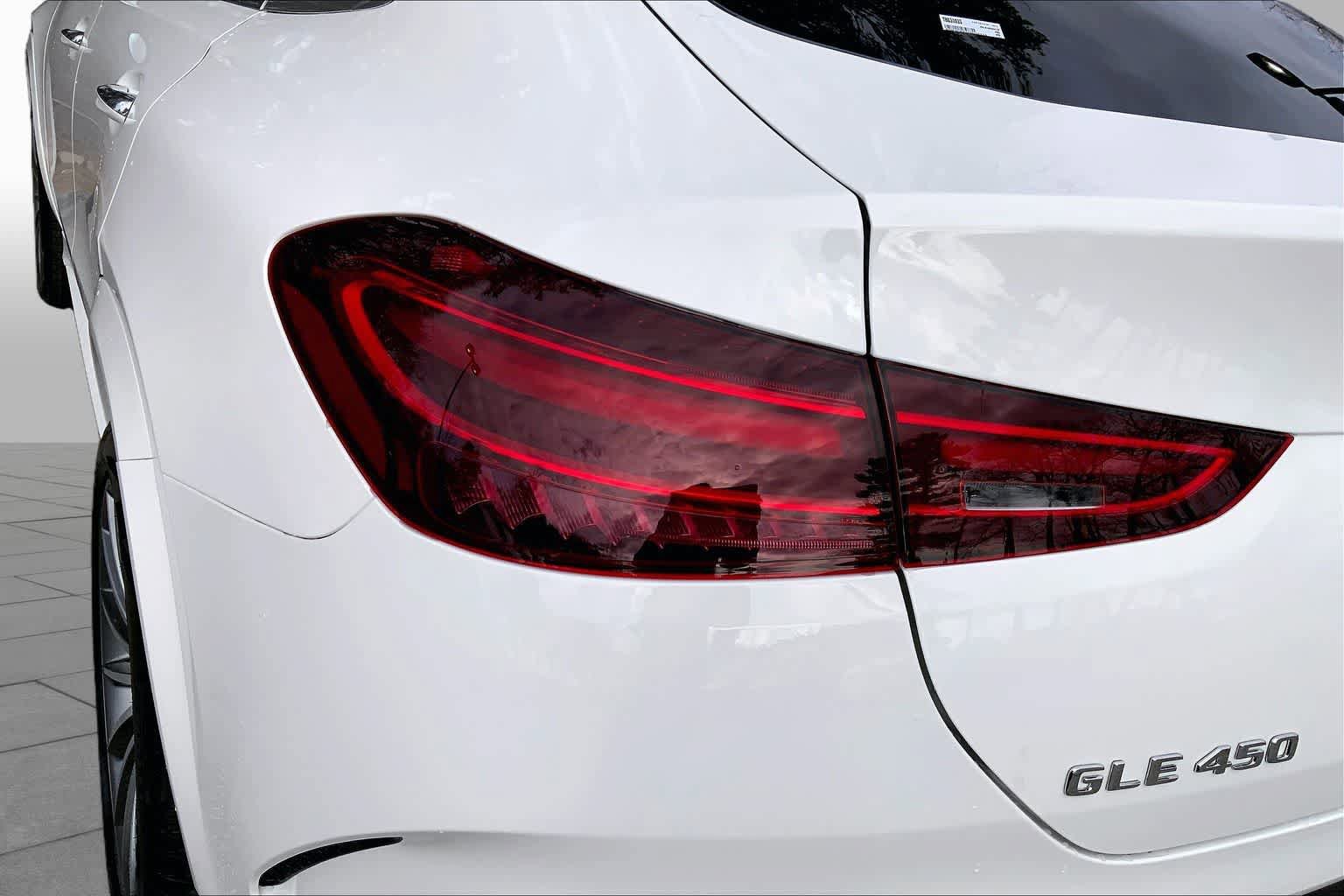 New 2026 Polar White Mercedes-Benz GLE 450 image 18