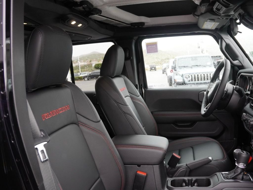 New 2026 Black Clear-Coat Exterior Paint Jeep Rubicon image 20