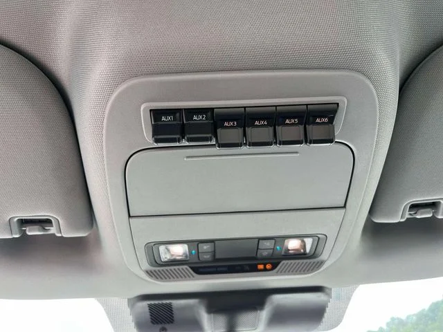 New 2026 Oxford White Ford F-550® XL image 24