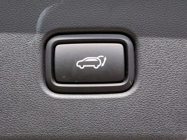 Certified Used 2026 Hampton Gray Hyundai SEL image 14