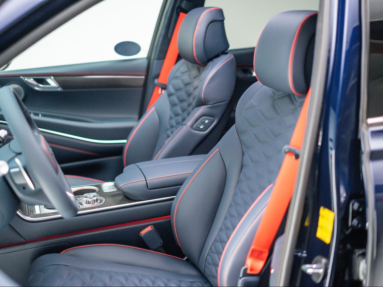 New 2026 Capri Blue Genesis 3.5T E-SC MHEV image 17