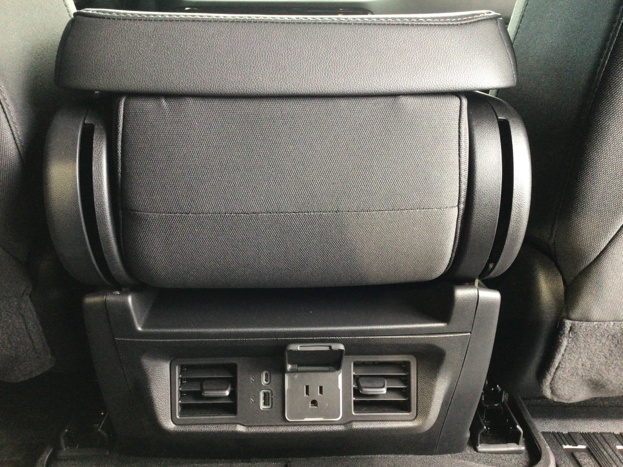 Used 2026 Sterling Metallic GMC SLE image 19
