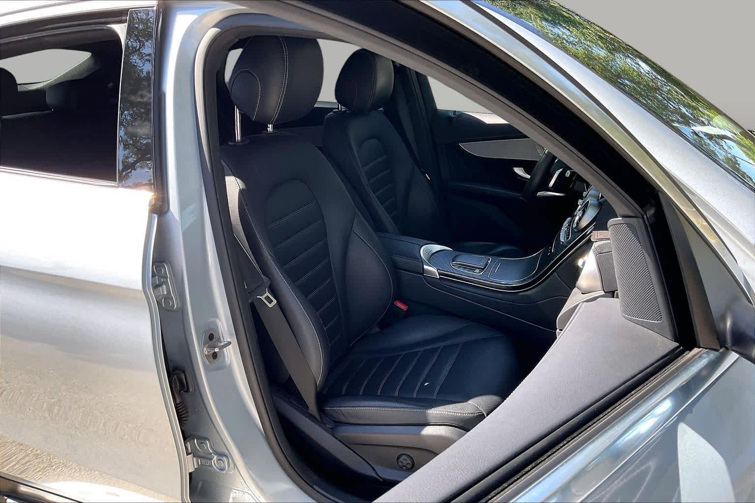 Used 2021 Cirrus Silver Metallic Mercedes-Benz GLC 300 image 8