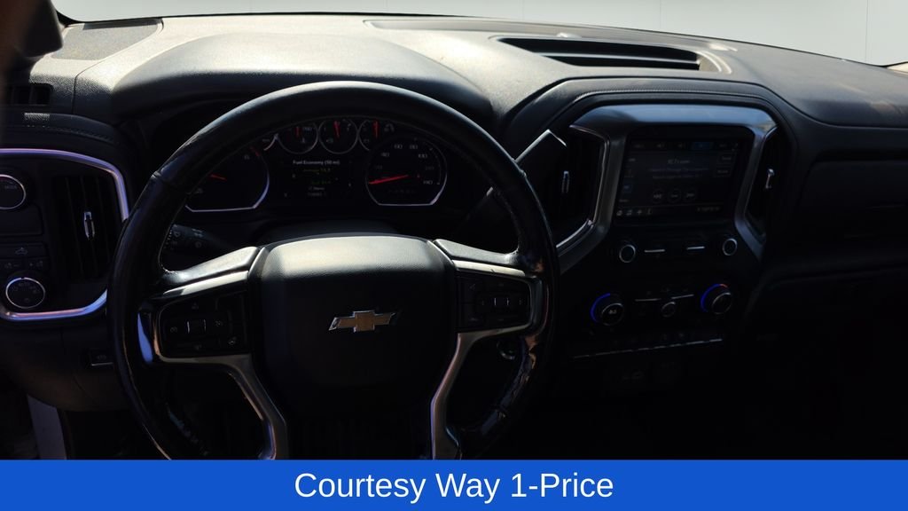 Used 2020 White Chevrolet LT image 12