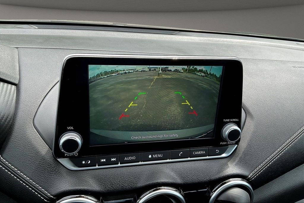 Used 2024 Gray Nissan SV image 17