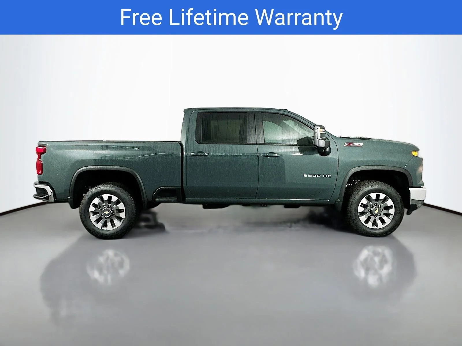 2025 Chevrolet Silverado 2500 HD LT - Photo 9