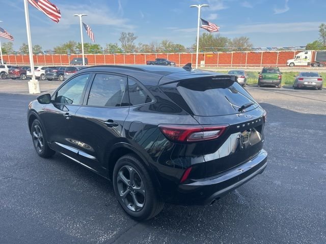 Used 2024 Black Metallic Ford ST-Line image 5