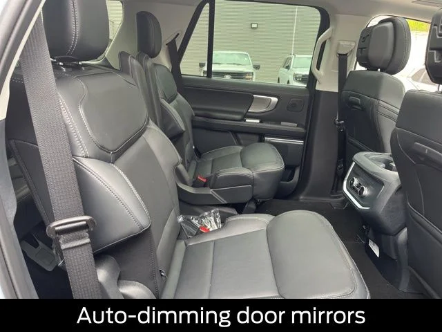 New 2026 Glacier Gray Metallic Tri-Coat Ford Platinum® image 25