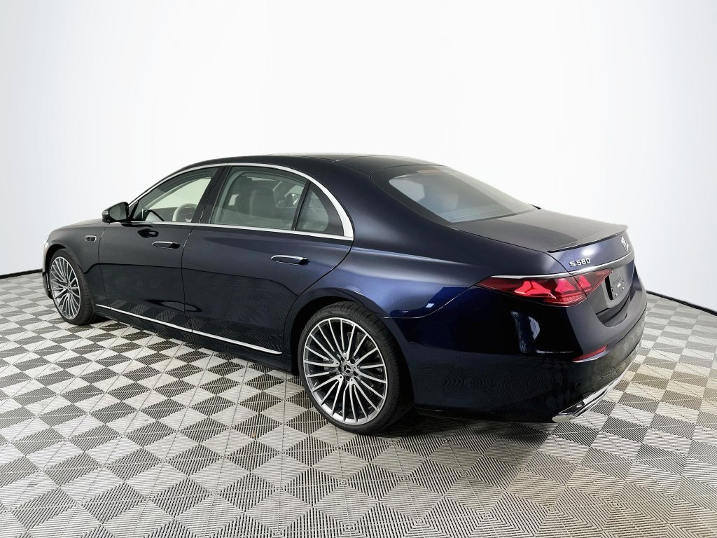 New 2027 Blue Mercedes-Benz S 580 image 5