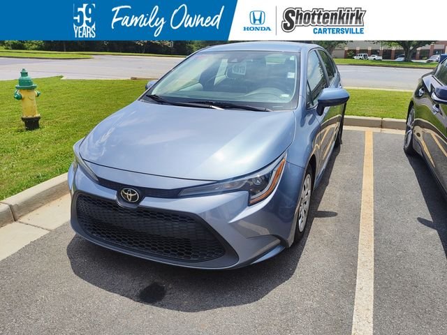 Used 2020 Blue Toyota LE image 1