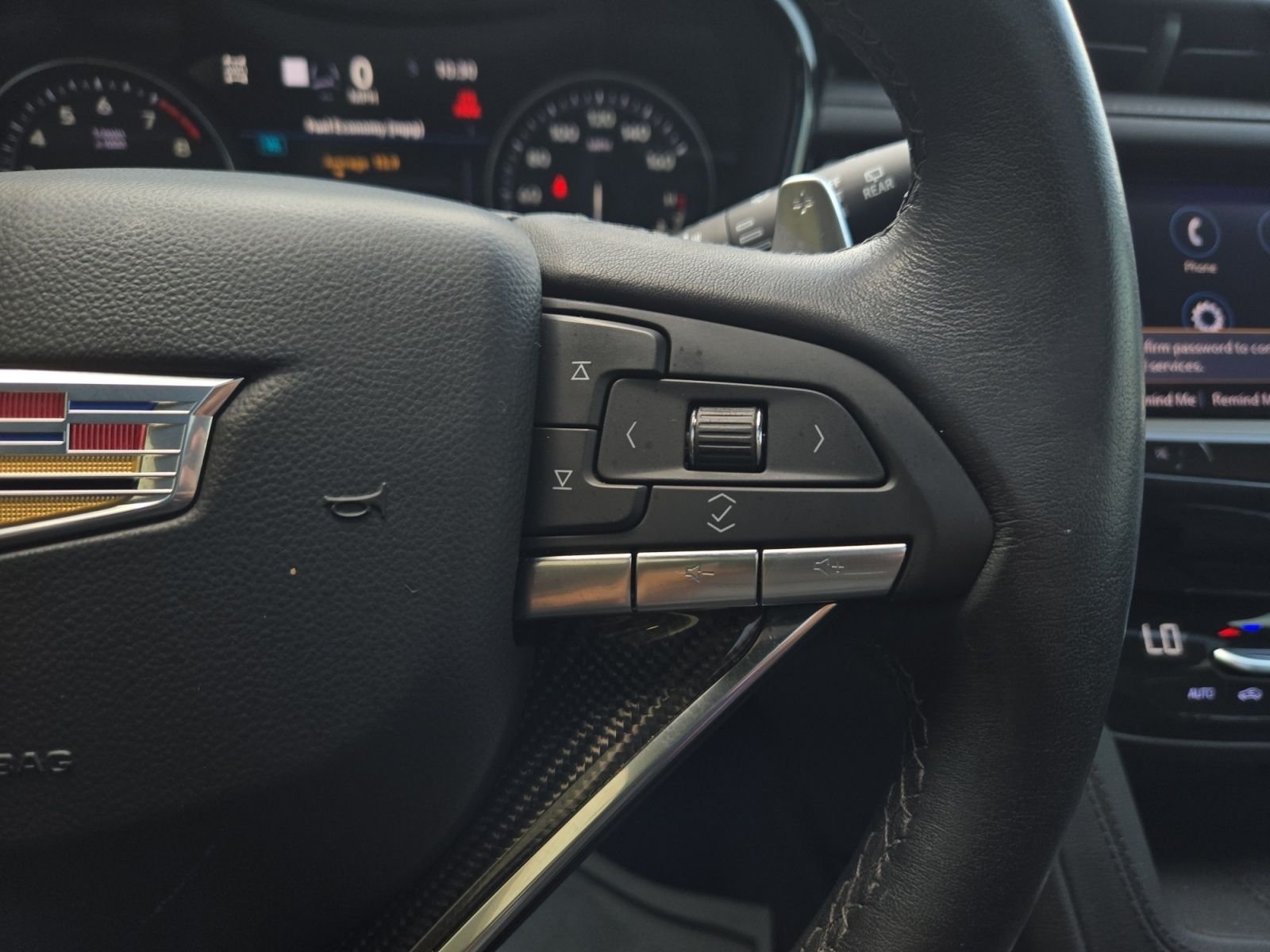 Used 2023 White Cadillac Sport image 20