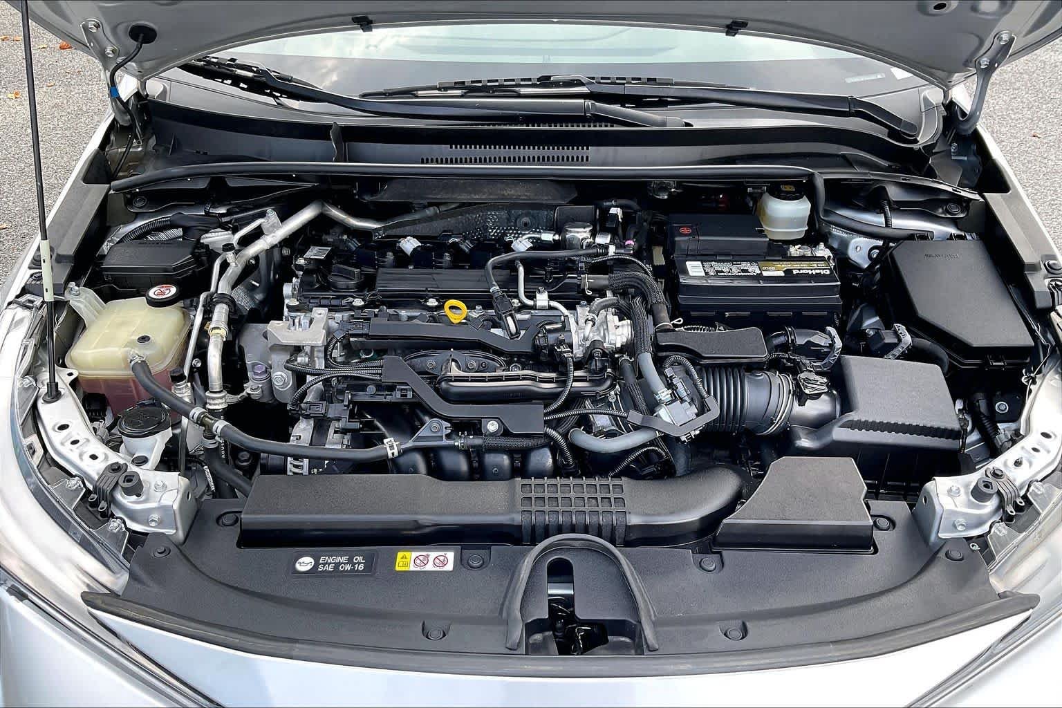Used 2019 Classic Silver Metallic Toyota XSE image 30