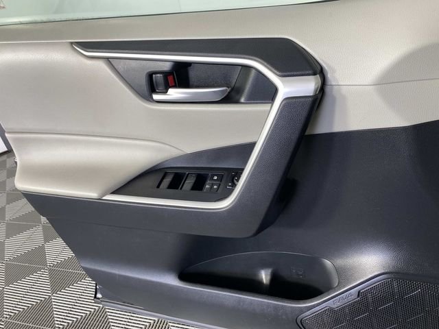Used 2019 Gray Toyota XLE image 24