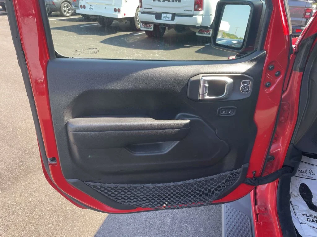 Used 2023 Firecracker Red Clearcoat Jeep Sport S image 15