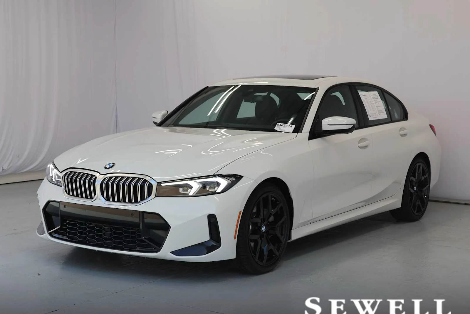 2026 BMW 330i 330i
