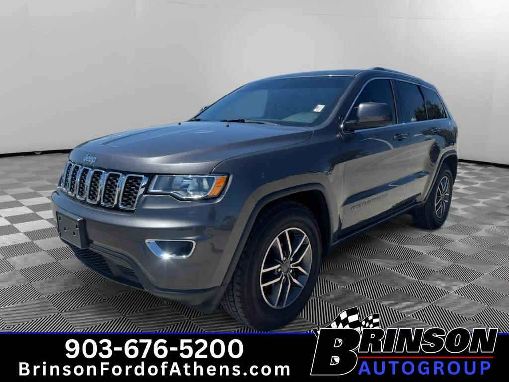 Used 2019 Granite Crystal Clearcoat Metallic Jeep Laredo E image 1
