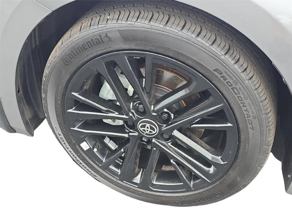 Used 2025 Heavy Metal Toyota LE image 11